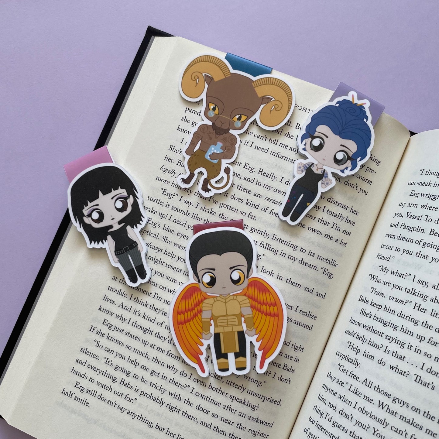 Daughter of Smoke & Bone Magnetic Bookmark Epic Collection