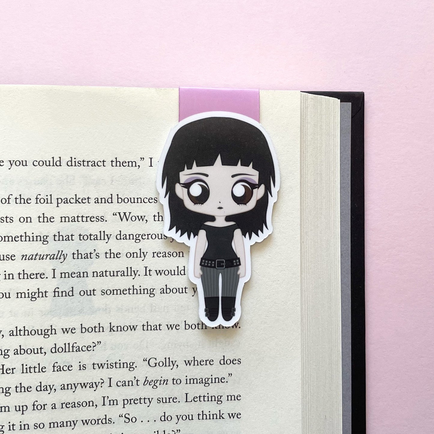 Daughter of Smoke & Bone "Zuzana" Magnetic Bookmark