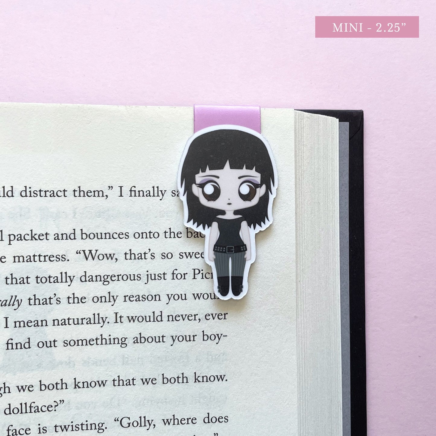 Daughter of Smoke & Bone "Zuzana" Magnetic Bookmark