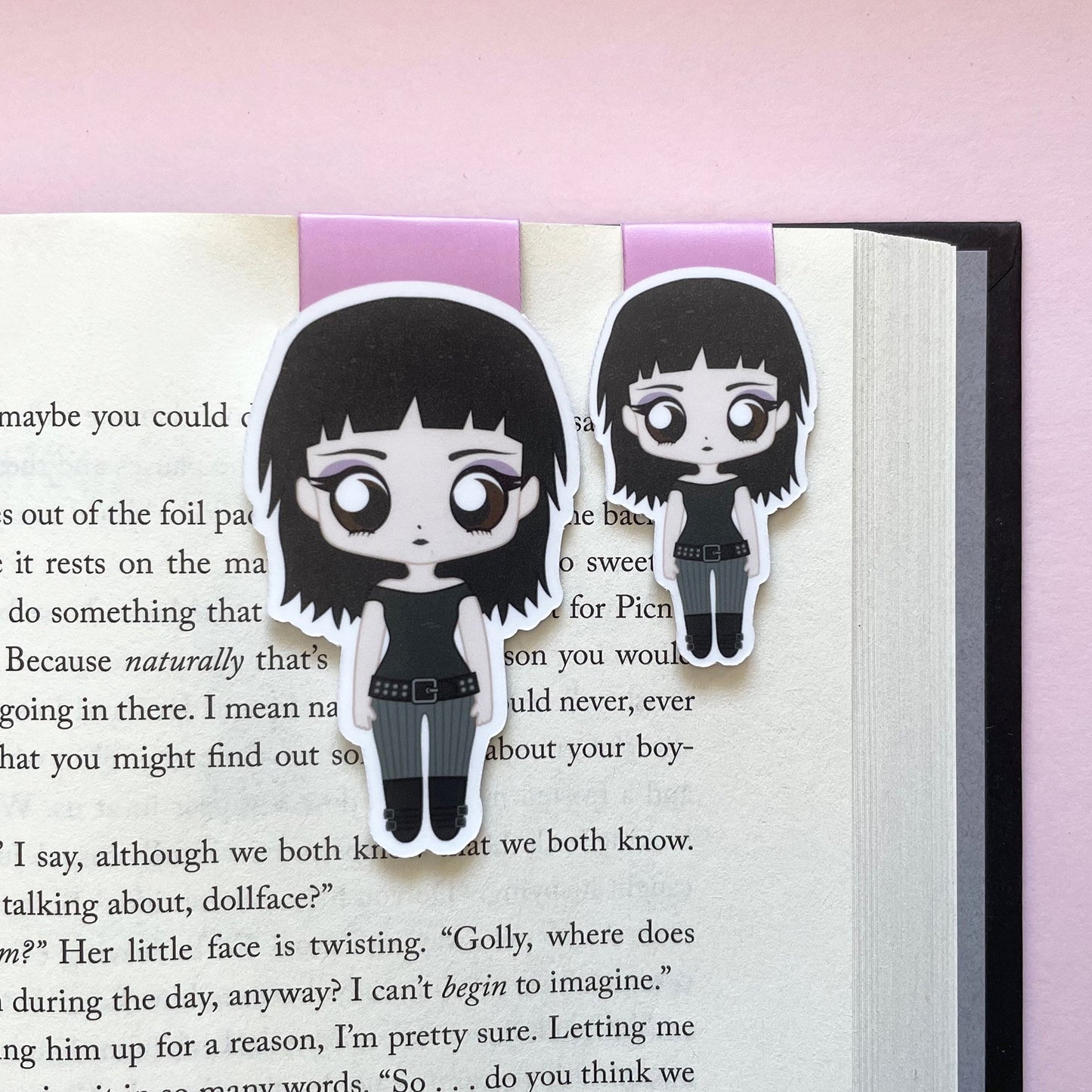 Daughter of Smoke & Bone "Zuzana" Magnetic Bookmark